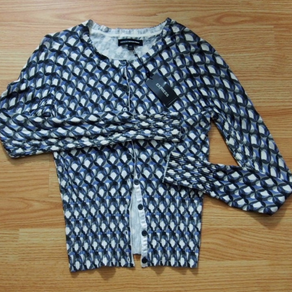 Express Cardigan with Geometric Circle Print